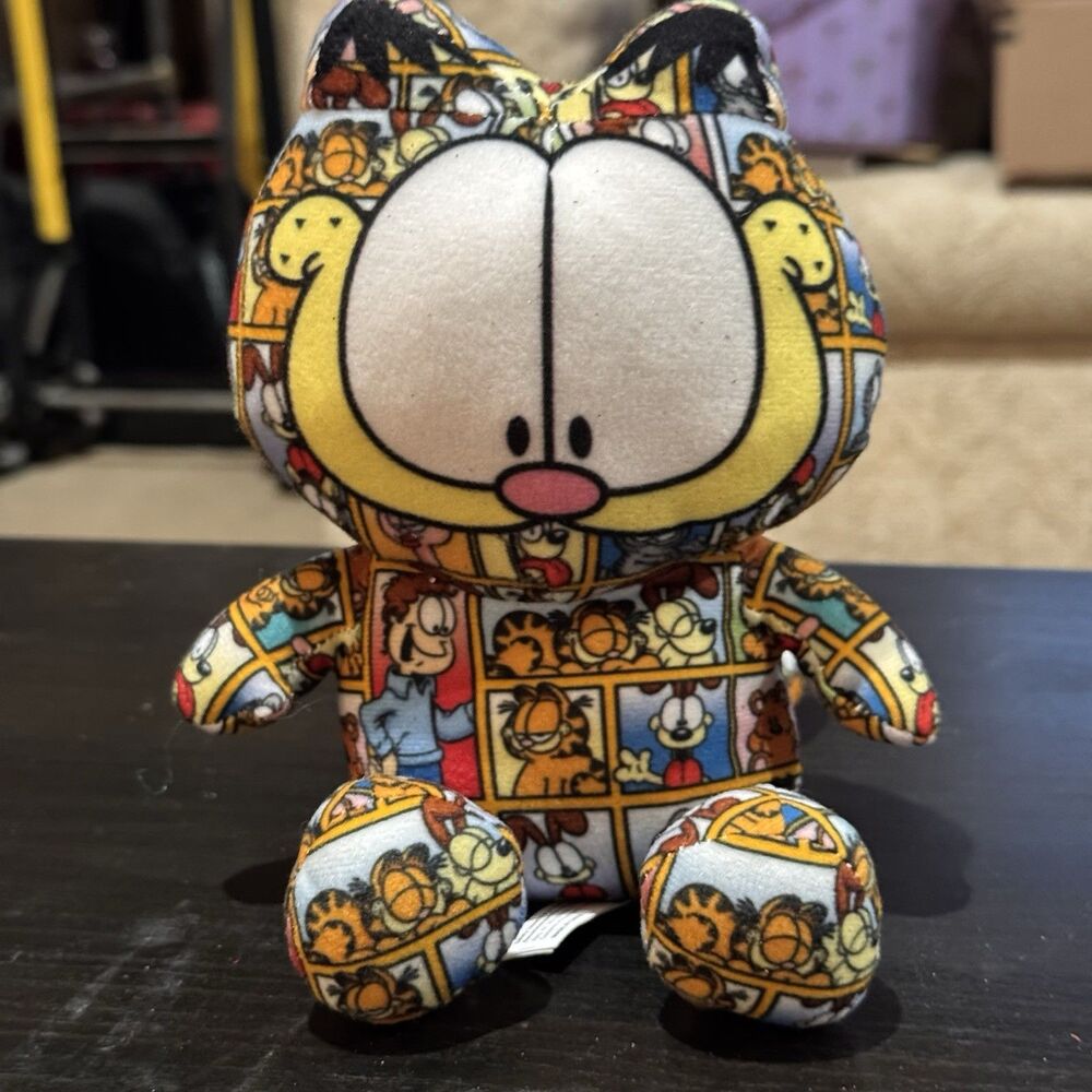 Nickelodeon Garfield Sticker Bomb Garfield Plush Stuffed Animal Toy Factory
